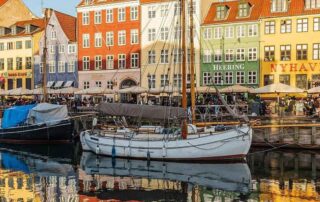 Delegates enjoying a networking cruise on the Copenhagen harbour, a popular incentive activity.